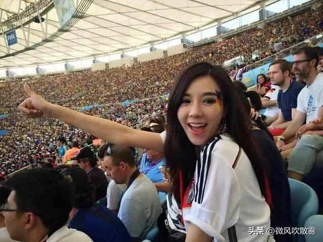 足球宝贝明星身材,足球明星高清写真