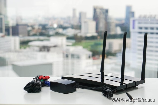 路由器在客厅卧室wifi信号弱,tl-wdr5620路由器信号弱怎么办