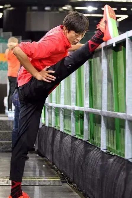 张国伟自愈的视频,张国伟最好成绩