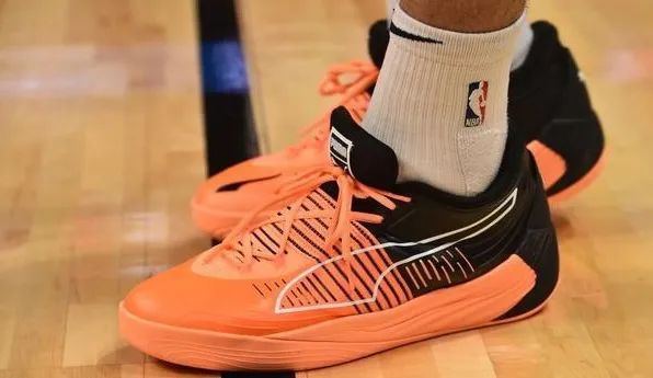 nba球星上脚球鞋2022排名,nba季后赛上脚
