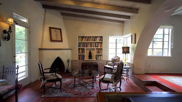 回味旧金山探访成功者的庄园,一种窗口令艾尔卡彭等囚犯备受折磨