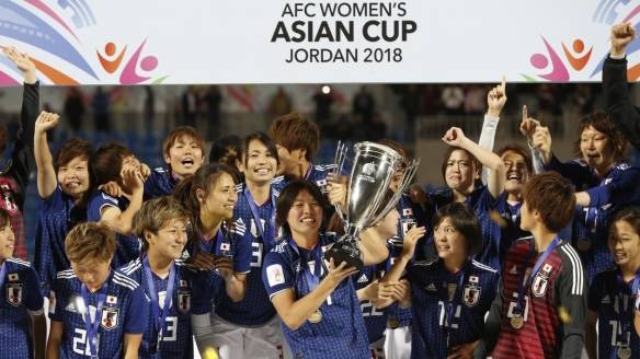 女足亚洲杯决赛在即，韩国网友鞭尸国足：被揍到躲在女人后面