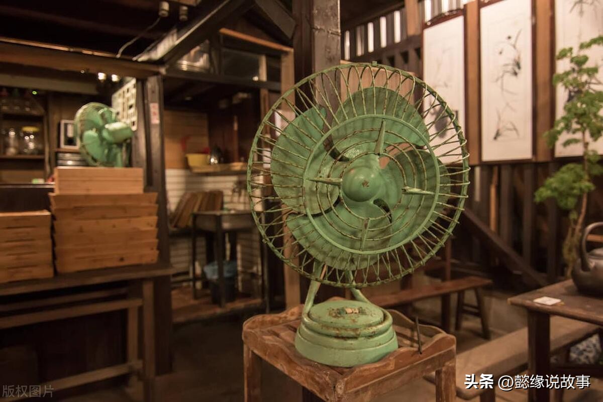 游戏机被弟弟摔坏了,四年级的游戏机