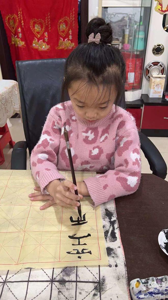 易水书画工作室部分小画家网课花絮