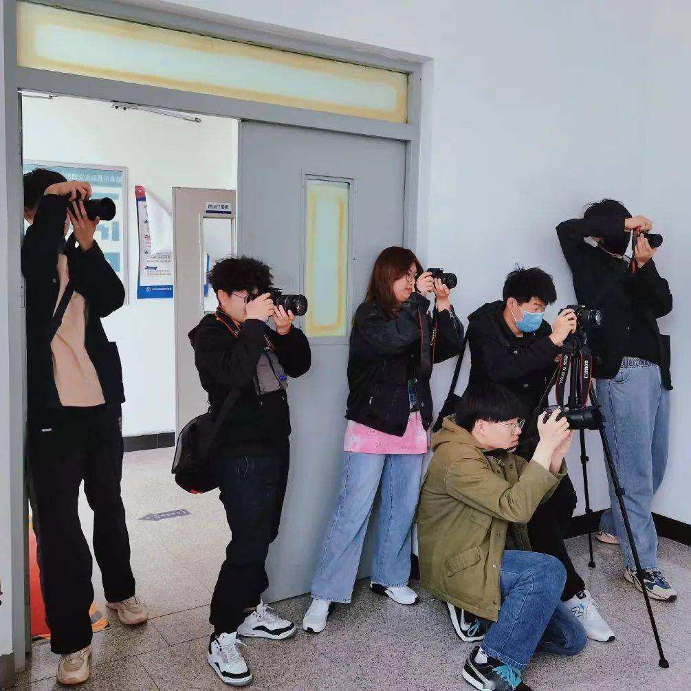 为艺术献身，被丈夫、父亲抛弃，汤加丽的人生有多悲惨？