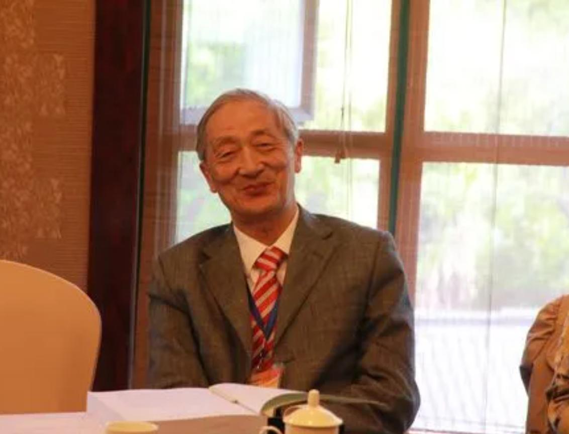 重庆17岁天才少年跳楼,17岁天才少年自尽后续