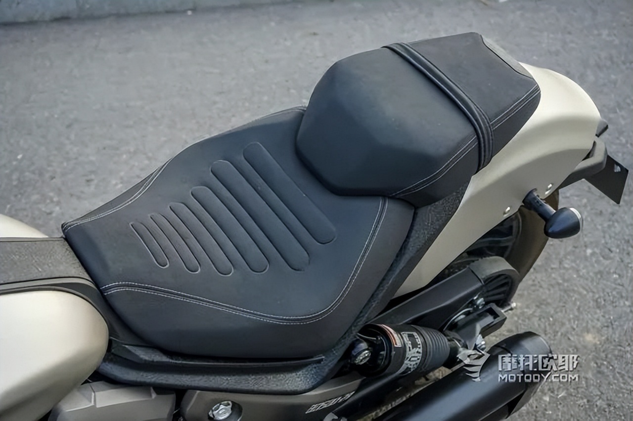 奔达黑旗500适合四十岁男人吗,奔达黑旗500第一批跟第二批的区别