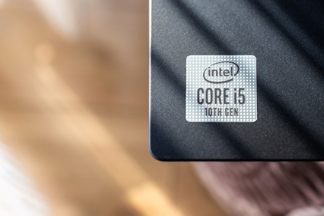 探索芯片的奥秘,英特尔nucm1511代i5和12代i7