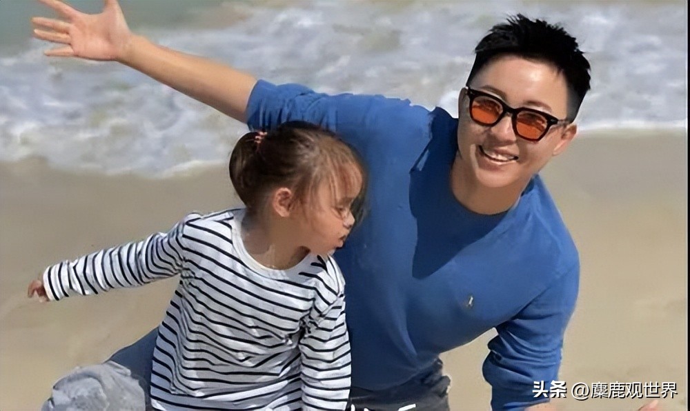 女高管重金生下混血宝宝,未婚妈妈生下3胞胎需要多少钱