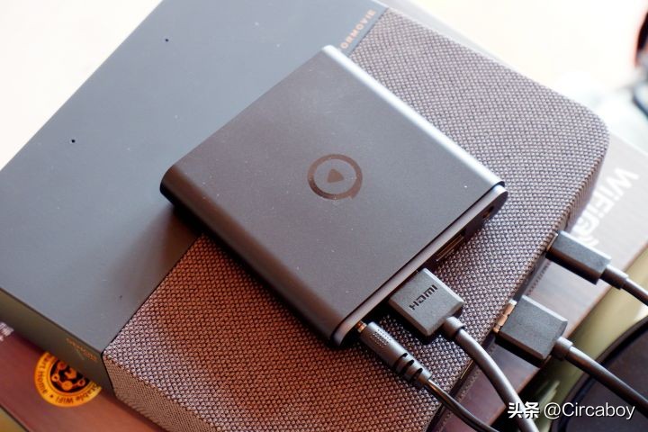 手机就可以投屏,为啥还要买个电视盒子?爱奇艺电视果6使用体验