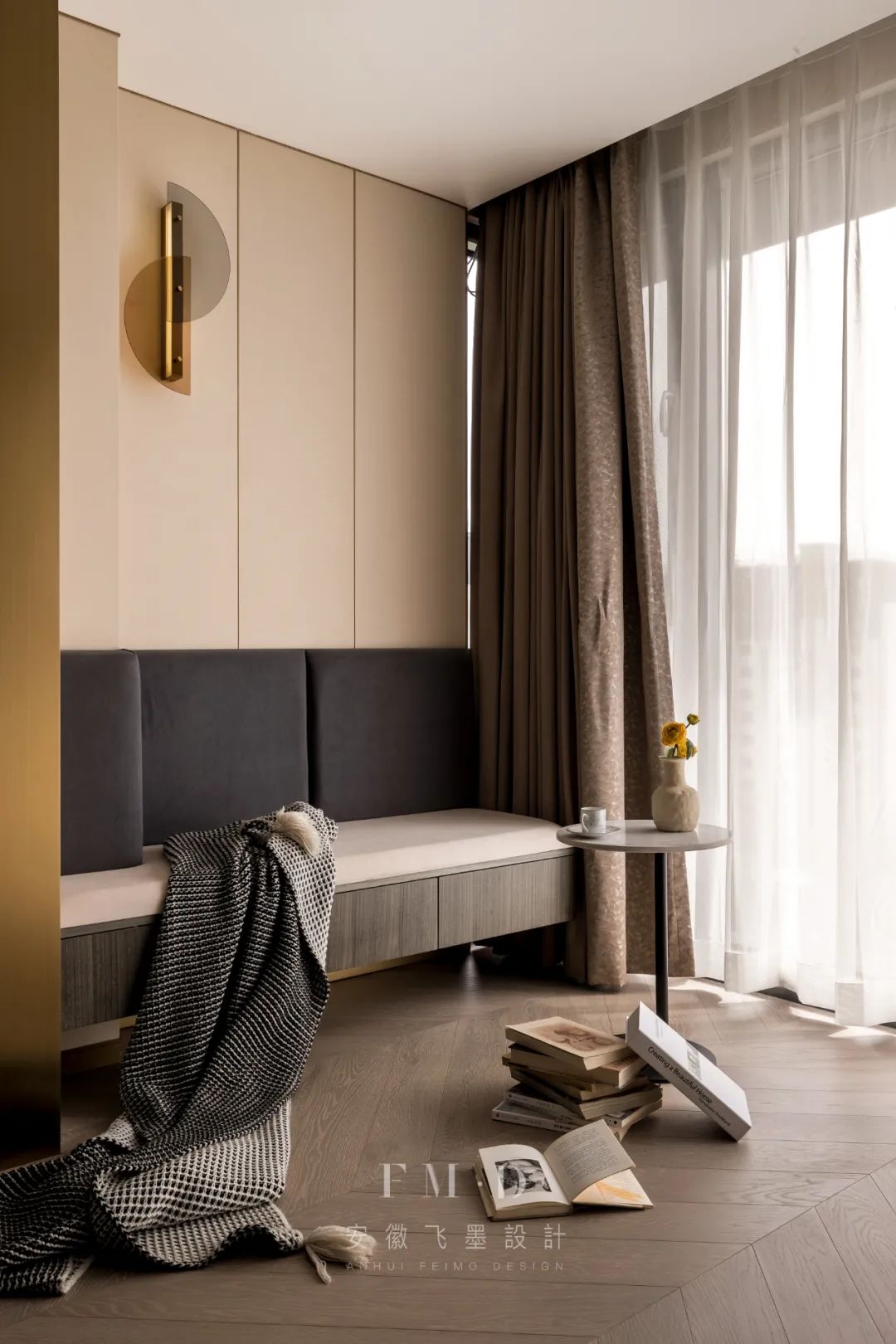 2020最火旋转楼梯装修大户型,跃层旋转楼梯装修效果图