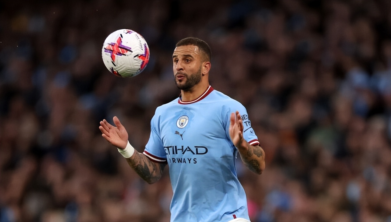 凯尔沃克曼城首球,英超后卫凯尔沃克