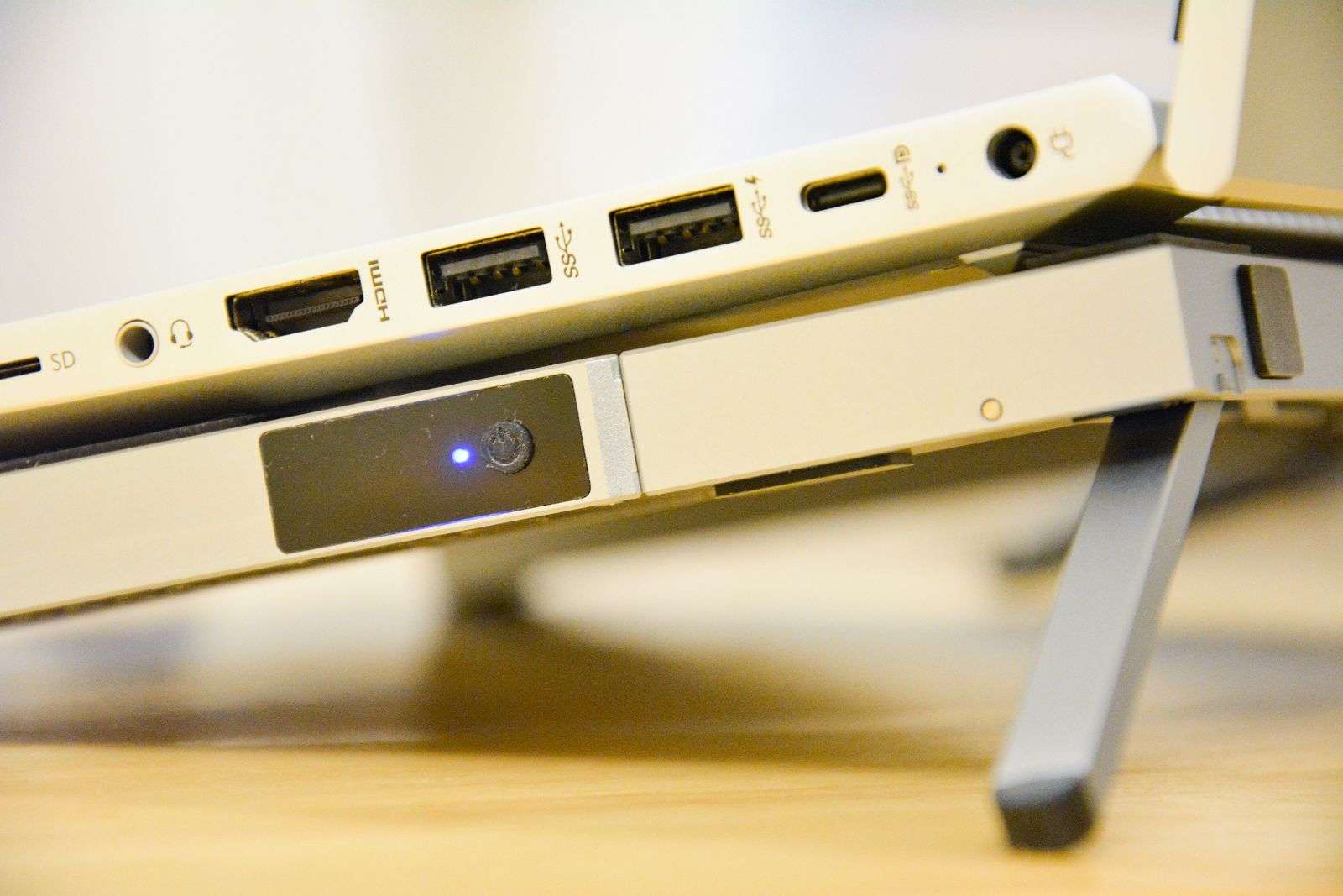 难以置信，这个音箱会变形，DUVOSS德渥-U1笔记本支架音箱体验