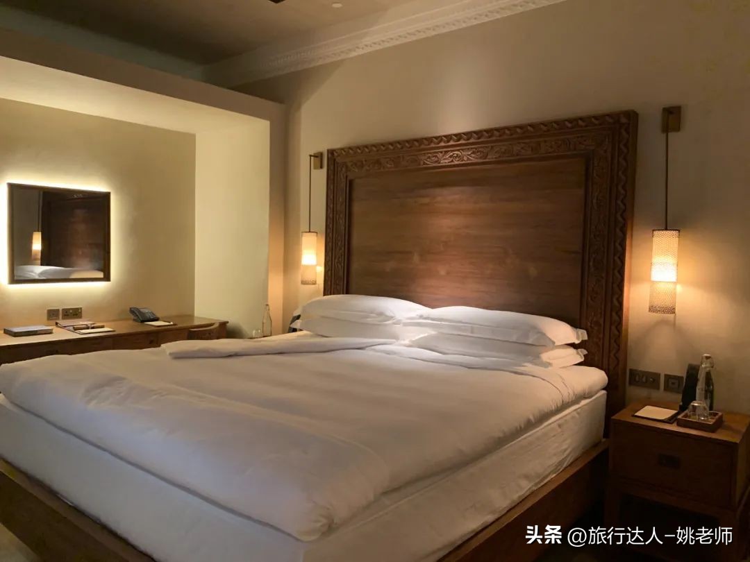 汪小菲被撕的床垫什么牌子,汪小菲爱马仕床垫