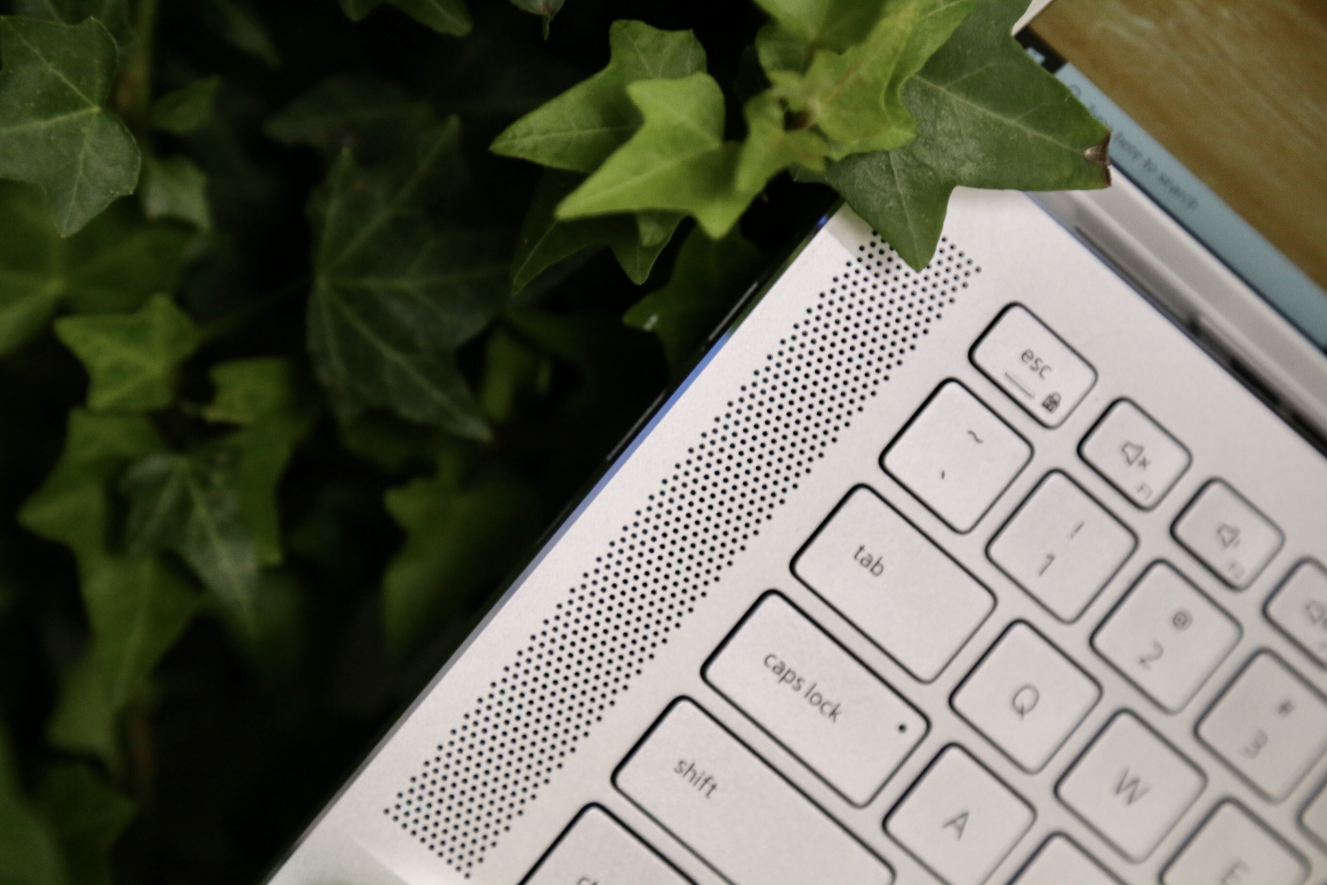 戴尔灵越7400斩蓝,戴尔灵越14-7400评测14.5英寸