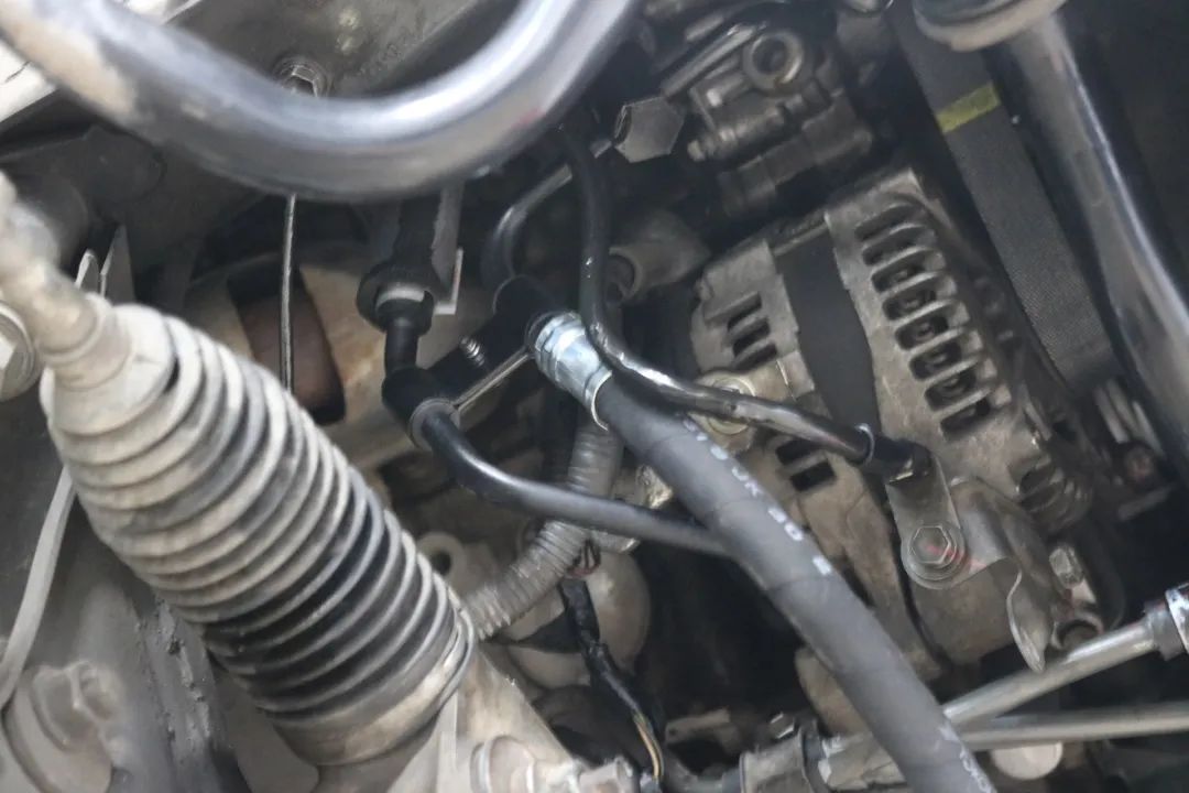 雷克萨斯ls430翻新修复,雷克萨斯ls430老车翻新作业