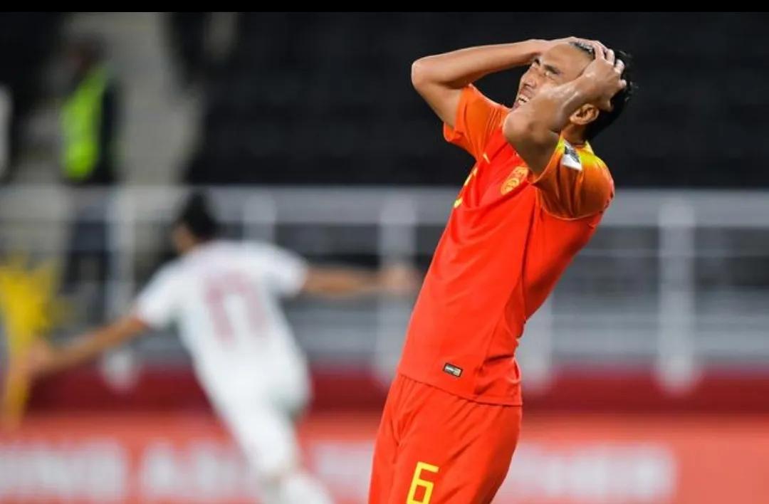 冯潇霆长文回击完整版,冯潇霆向球迷道歉视频发言