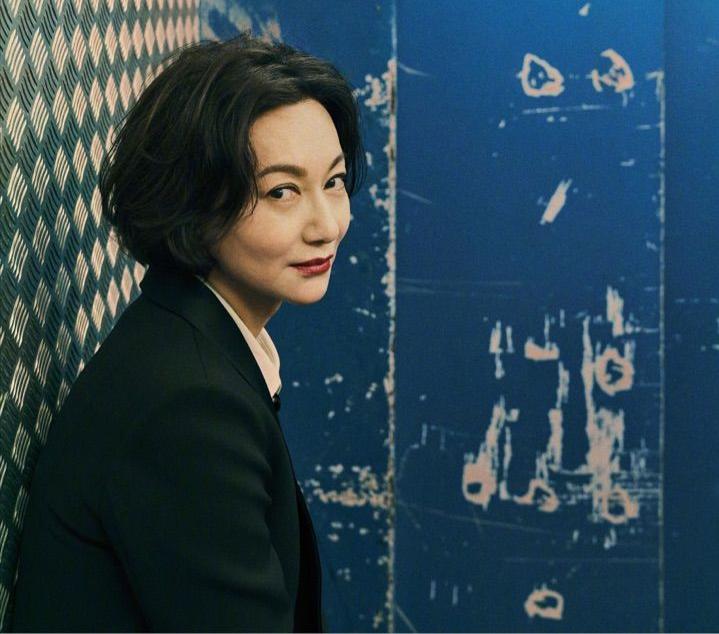 自然老去的女明星,自然老去女星对比照