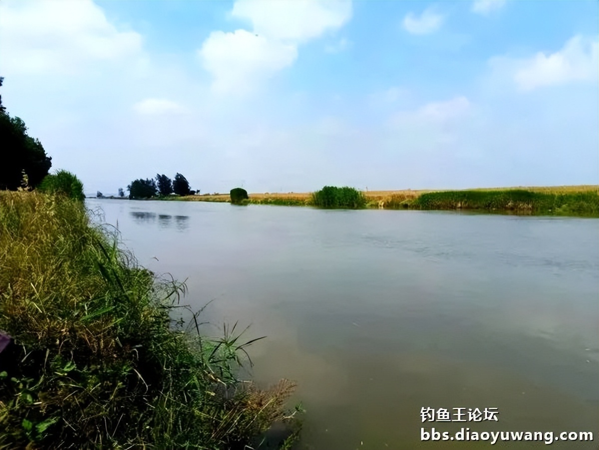 双铅钓流水要用吃铅大的漂吗,双铅跑铅真的抗流水吗