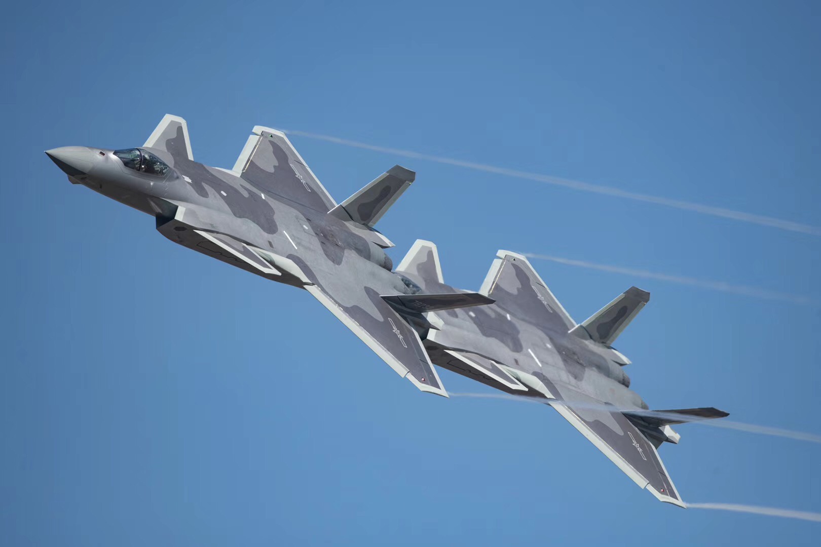 美国航母一旦被击沉有什么后果,美军航母被击沉会怎么样