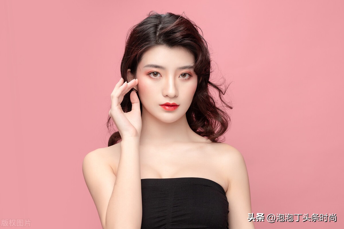 如何自测眼型适合什么眼影,介于杏眼桃花眼之间怎么画眼妆