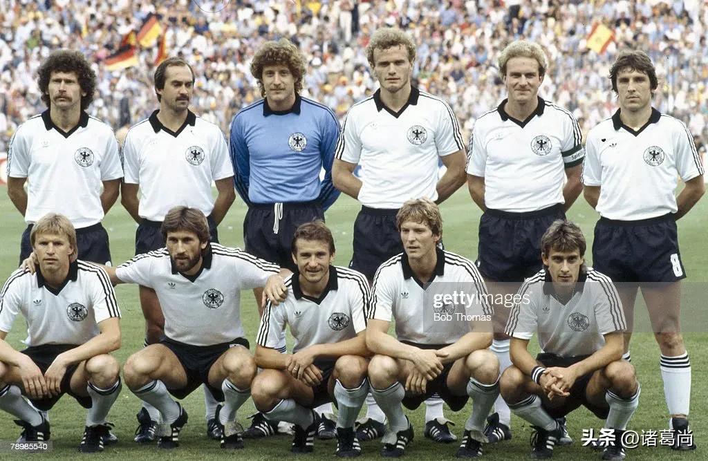 四冠四亚德国,四年德国球衣