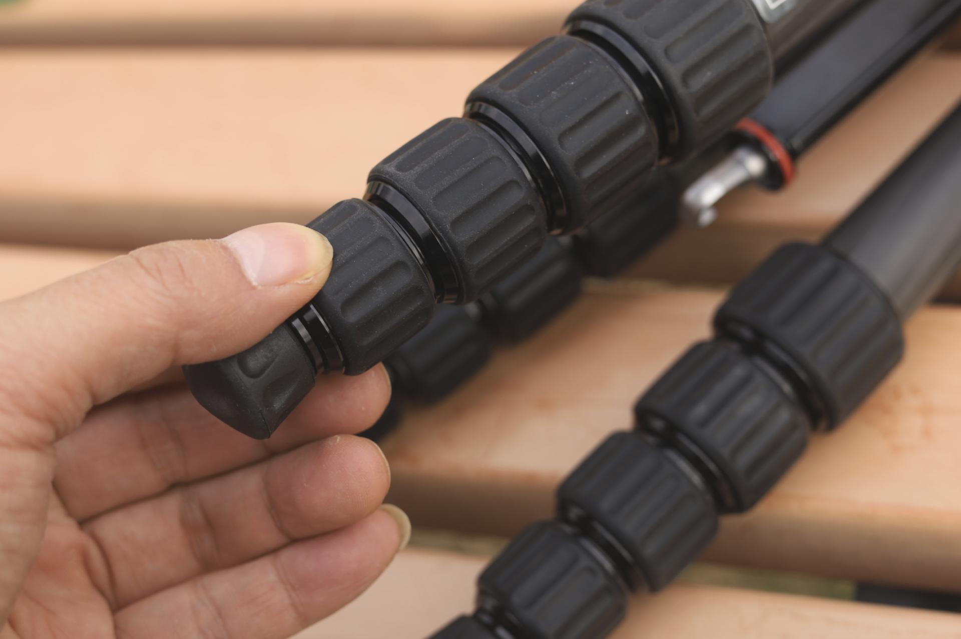 碳纤维多用三脚架,碳纤维铝合金三脚架