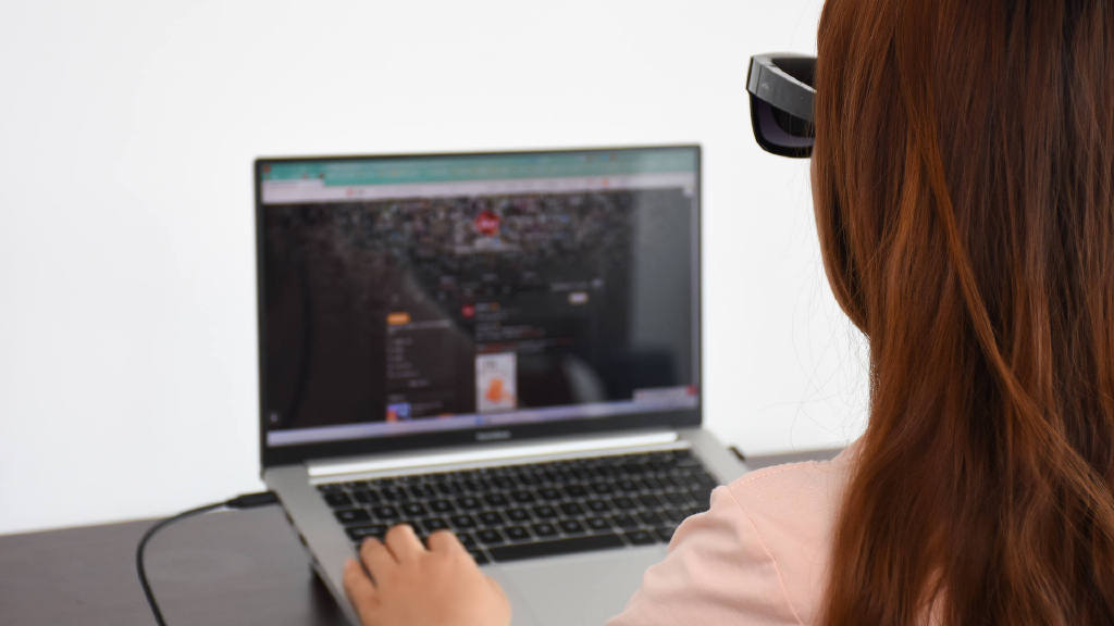 雷鸟air智能眼镜怎么调屏幕大小,雷鸟air智能眼镜与苹果13