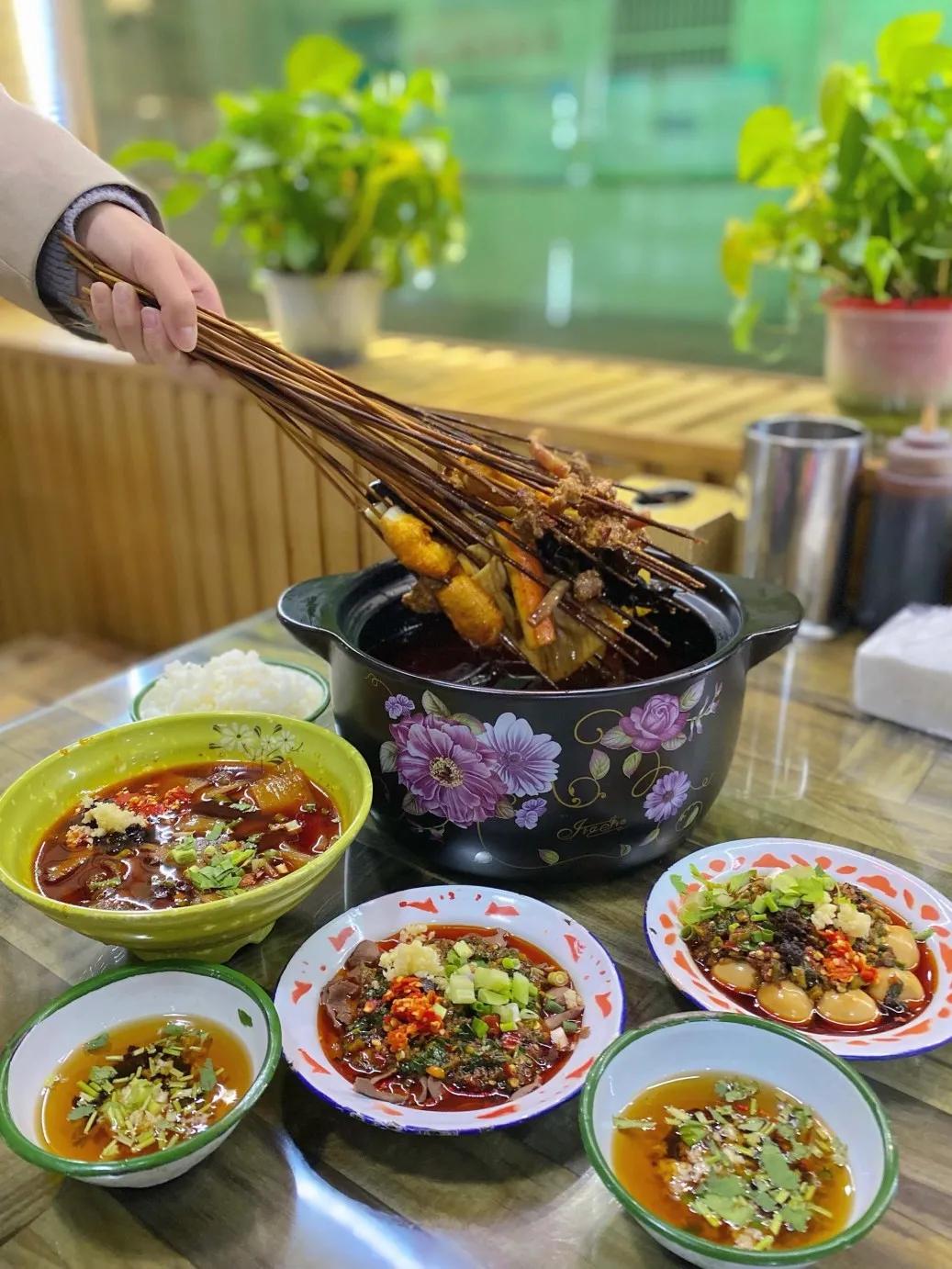 炫炫打卡,炫迈打卡麻辣烫