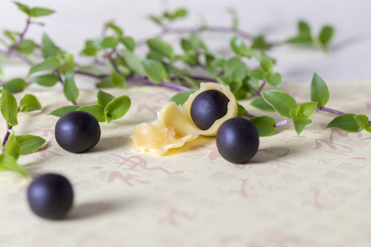 安宫牛黄丸和牛黄清心丸功效一样不,牛黄清心丸加牛黄解毒片