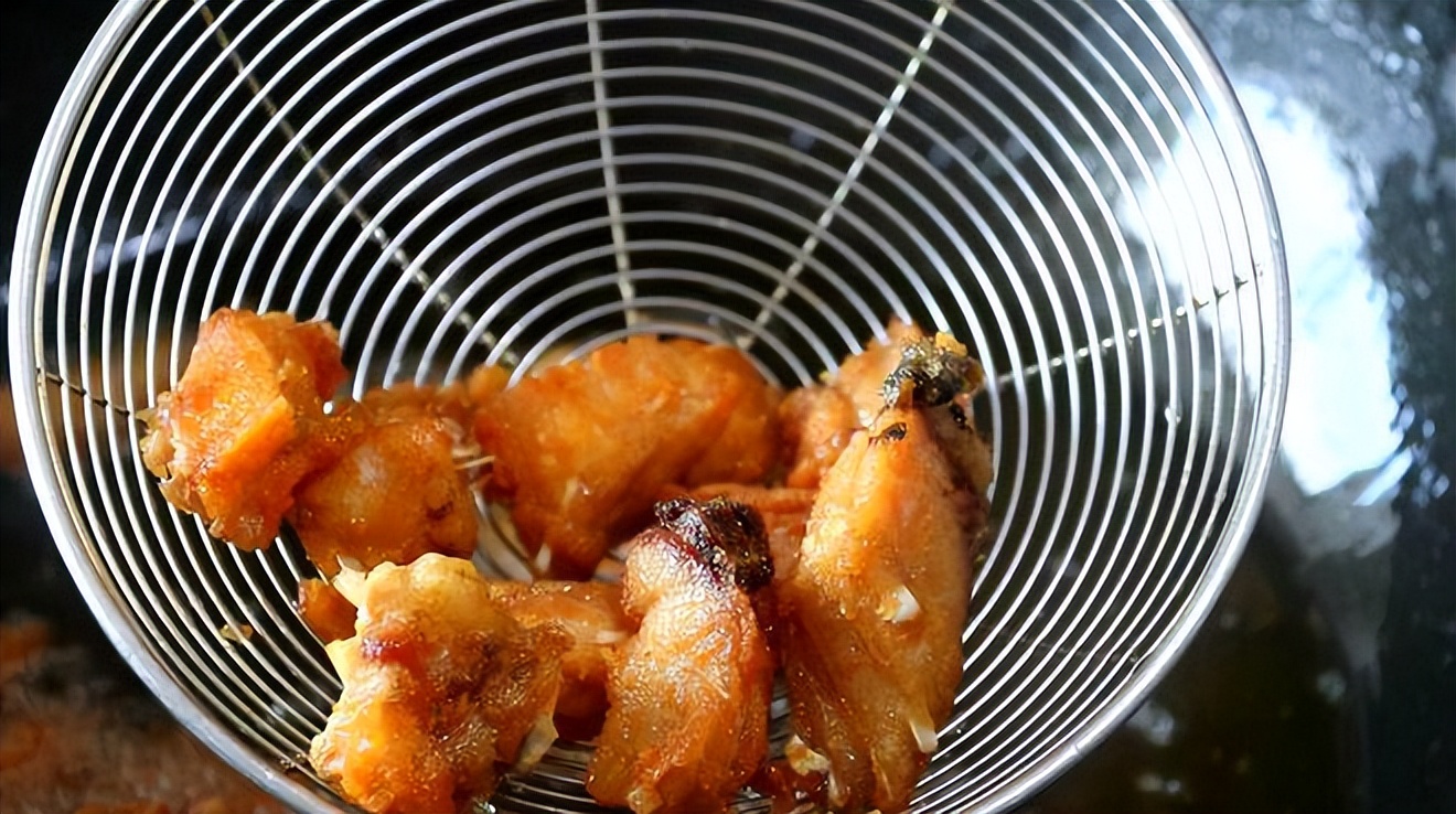 吃鱼把尾巴扔掉,怎样做鱼尾巴