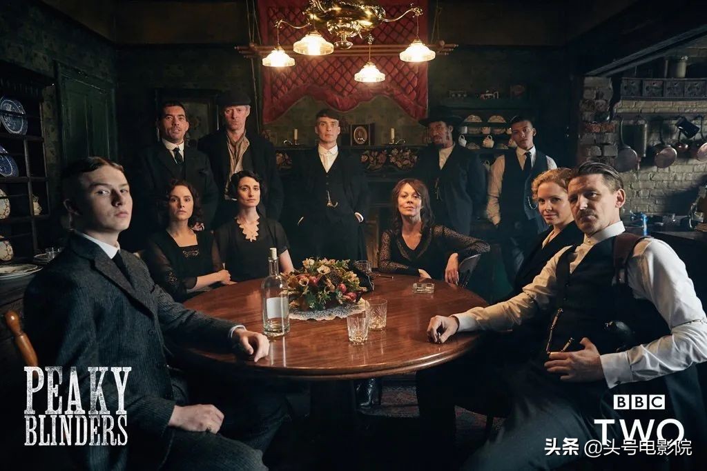 美剧浴血黑帮解说9.0以上评分,浴血黑帮第一季深度解析