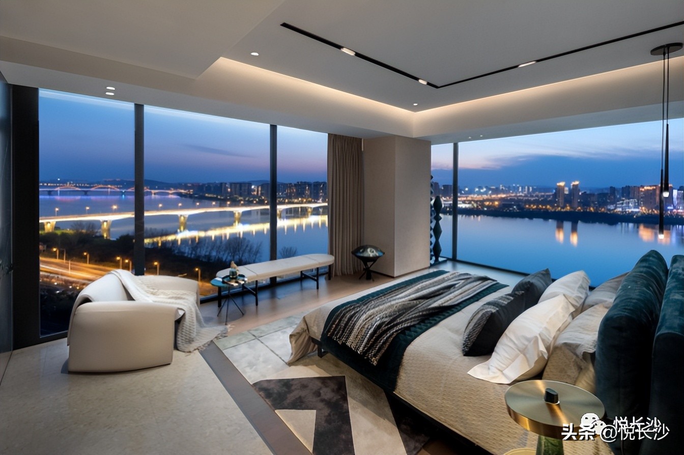 过千万的艺术酒店大平层卖成爆款，凭什么在这个宝藏豪宅里！