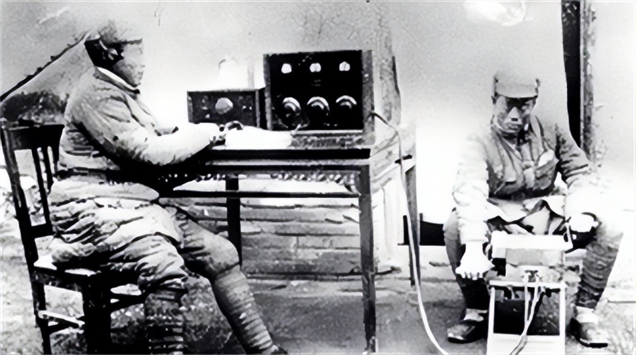 国军少校被俘后送去改造，高声大喊：我是902，获得*云陈**亲自接见