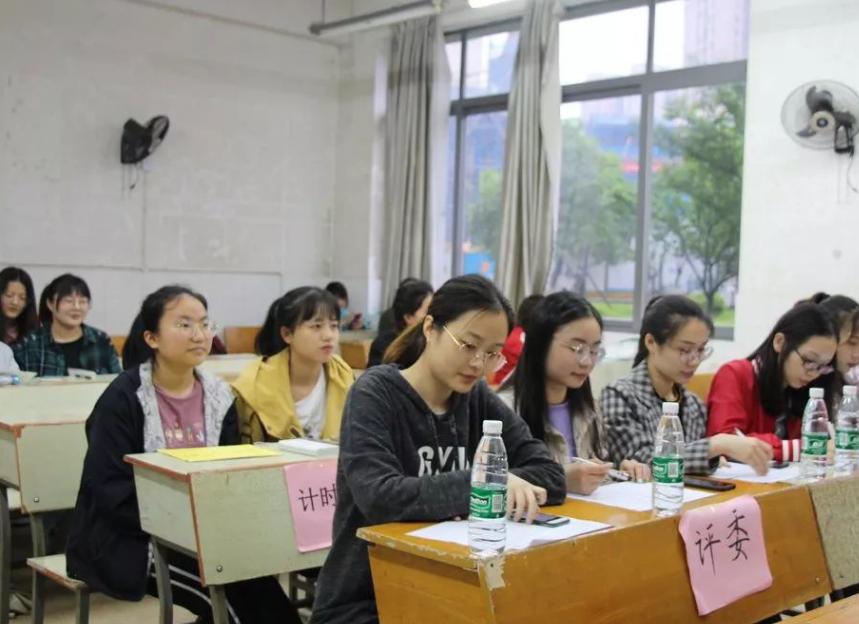 大学生活费10个档次,大学生活费段位