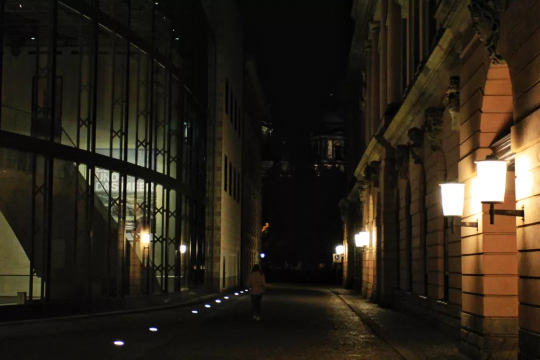 寰风敳鍗囬檷绾ф煆鏋楄但濉攙s姹夊牎鐩存挱 (鍖楁23澶╄嚜椹炬父涔嬪痉鍥芥眽鍫″埌鏌忔灄)