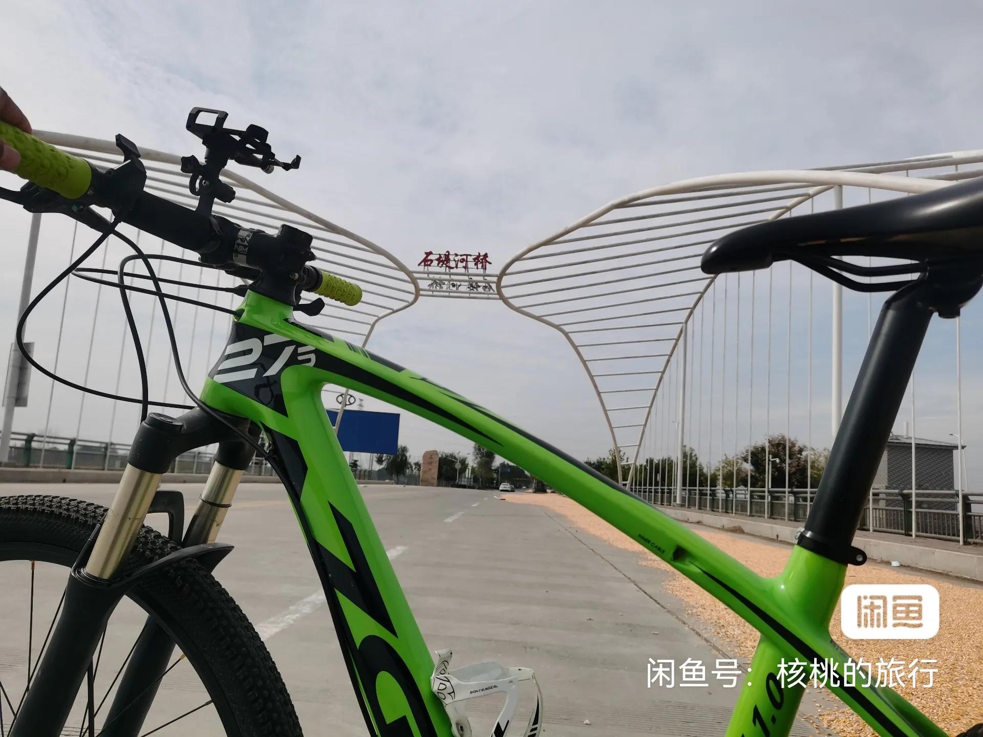 个人急需转让二手碳纤维自行车,麒麟区二手山地车个人出售