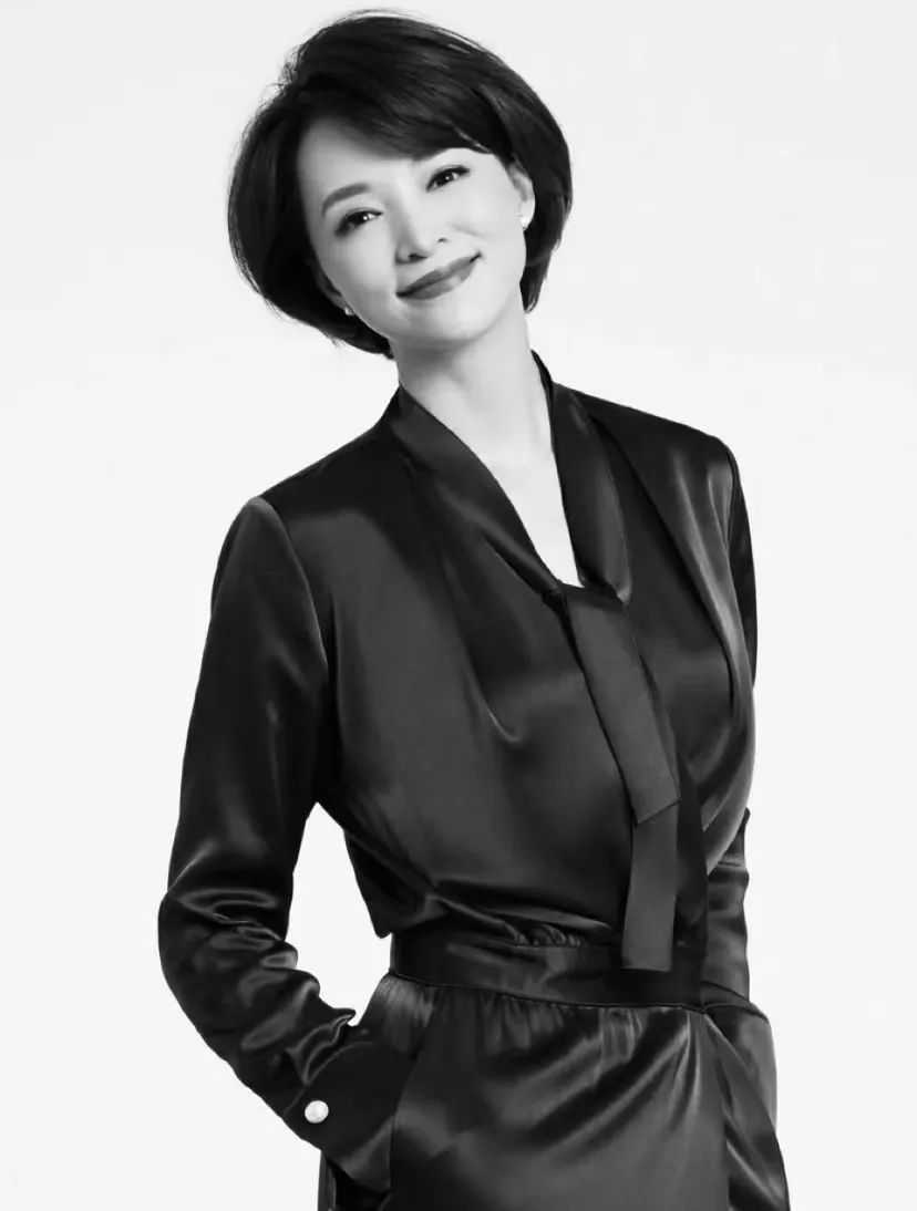 女干练职场穿搭技巧有哪些,职场优雅女性穿搭