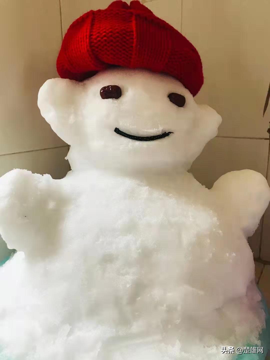 堆雪人大赛现场,楚雄花式雪人