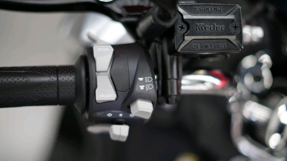 钱江qj鸿150怎么样,钱江qj150踏板爆改