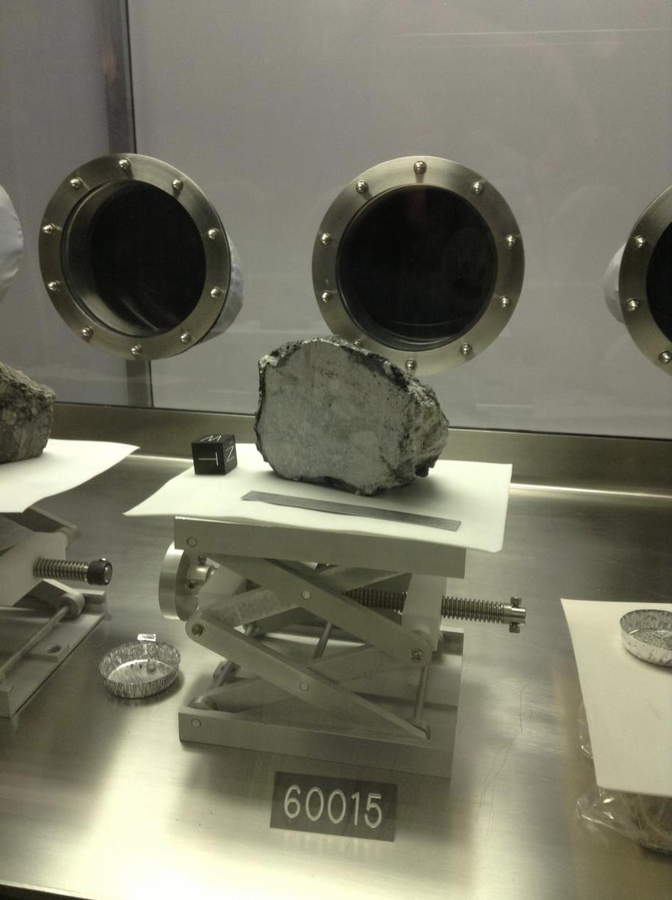 阿波罗登月诡异事件,阿波罗登月真实影像