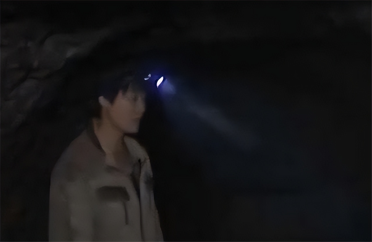 09年浙江深山半夜传来婴啼，男子买下山上矿洞，其妻调查发现端倪