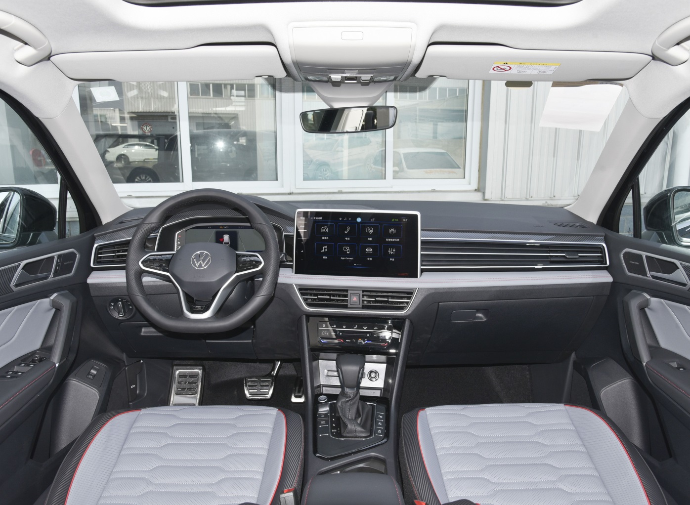 22款途观l两驱自动旗舰版落地,2018途观l两驱旗舰版如何