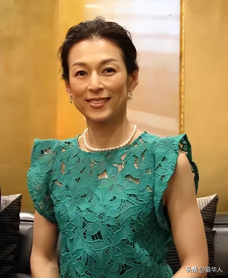 曾红遍亚洲的“日剧女神”，被控制狂丈夫限制20多年，后来咋样了