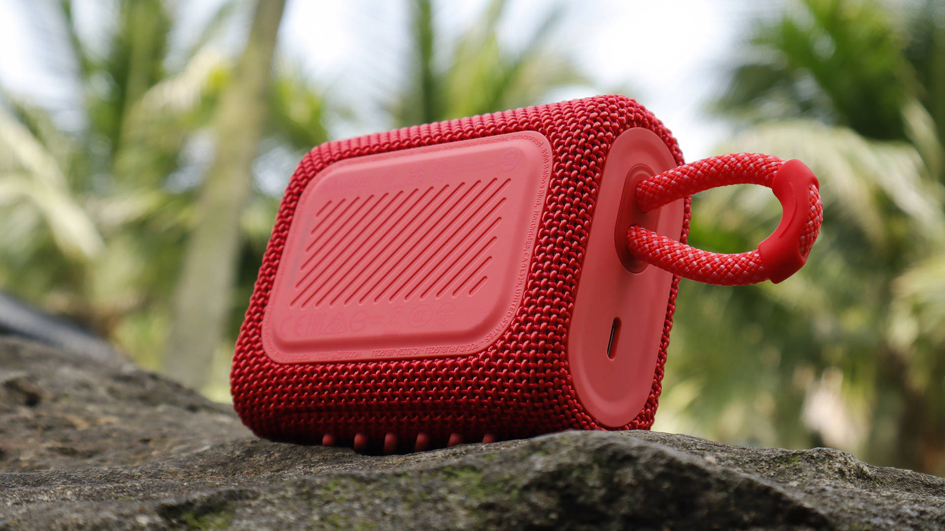 支持ip67的防水级别,支持ip68防水续航时间长