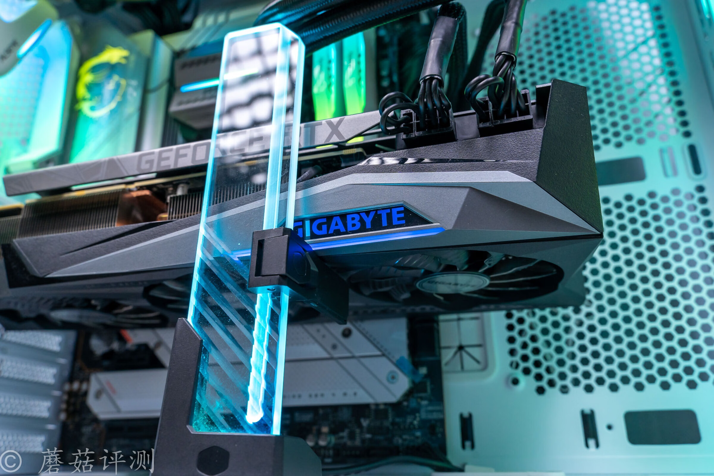 技嘉rtx3060tigamingoc魔鹰显卡,技嘉rtx4090魔鹰oc怎么样