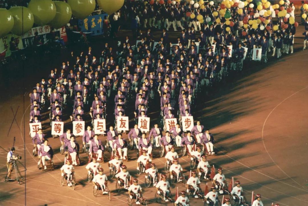 中国残疾人励志震撼短片,政府对残疾人事业的关心