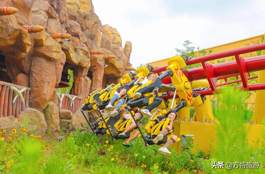 自贡方特恐龙王国效果图,自贡方特恐龙地心历险