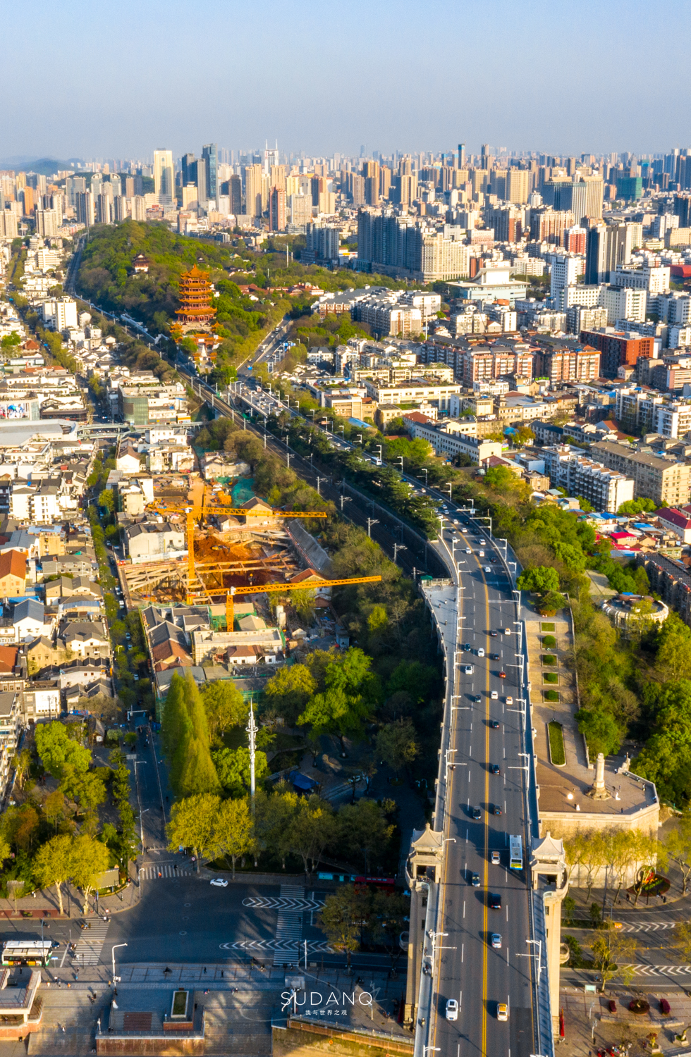 武汉建桥实力世界第一,武汉第一座长江大桥始建于哪一年