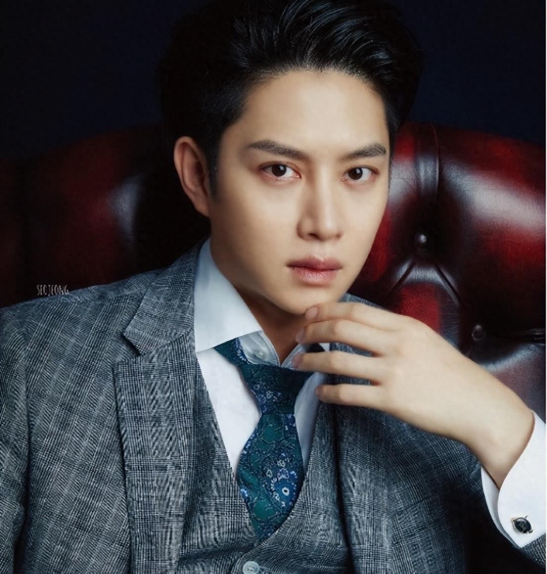 金希澈唱艺声part,金希澈艺声认哥